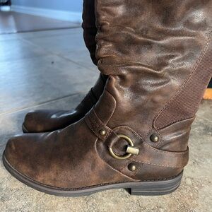 Beartraps  Brown Knee-High Riding Boots size 6 low heel Western ladies boots